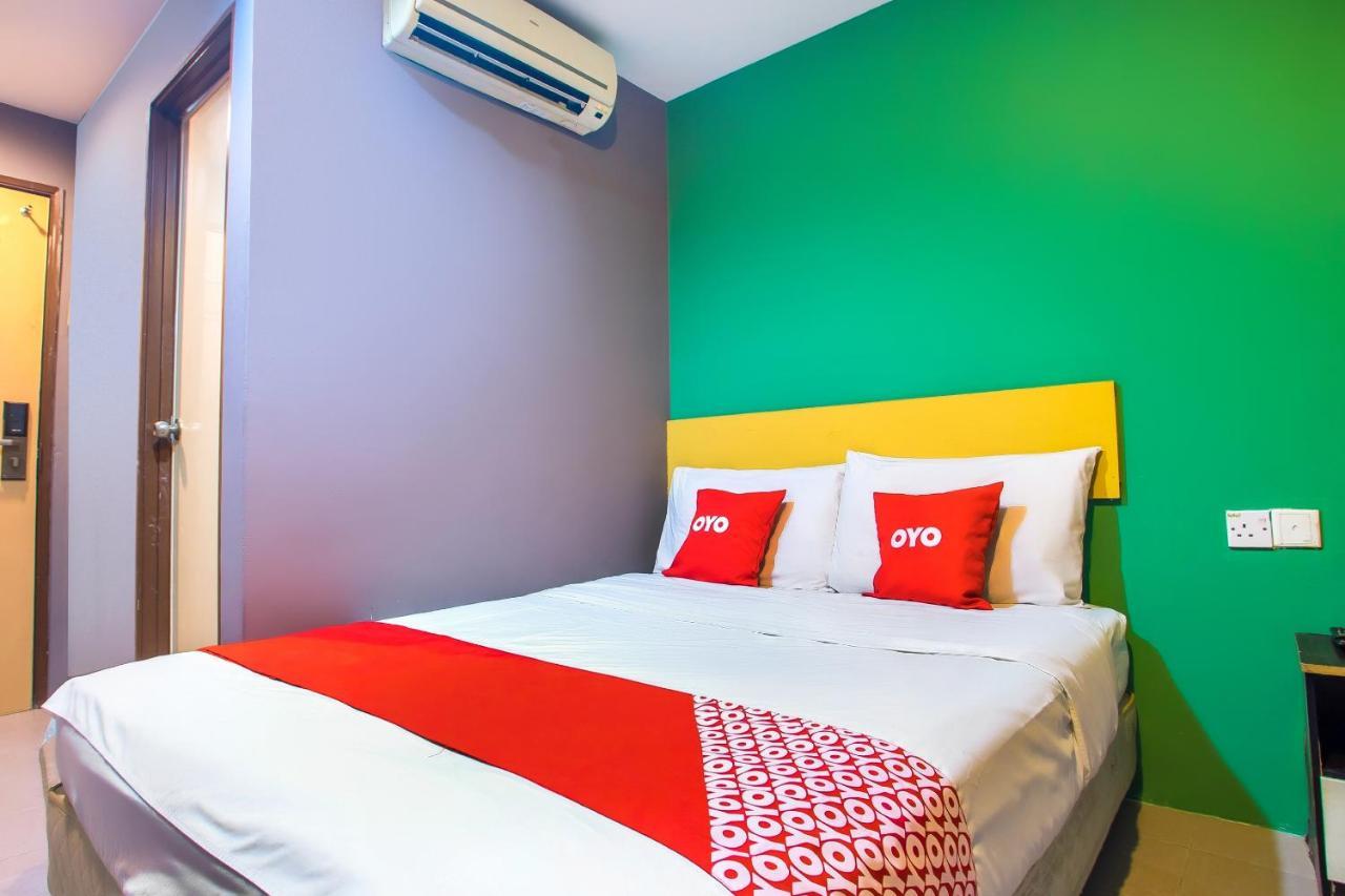 Oyo 89688 Alor Street Hotel كوالالمبور المظهر الخارجي الصورة
