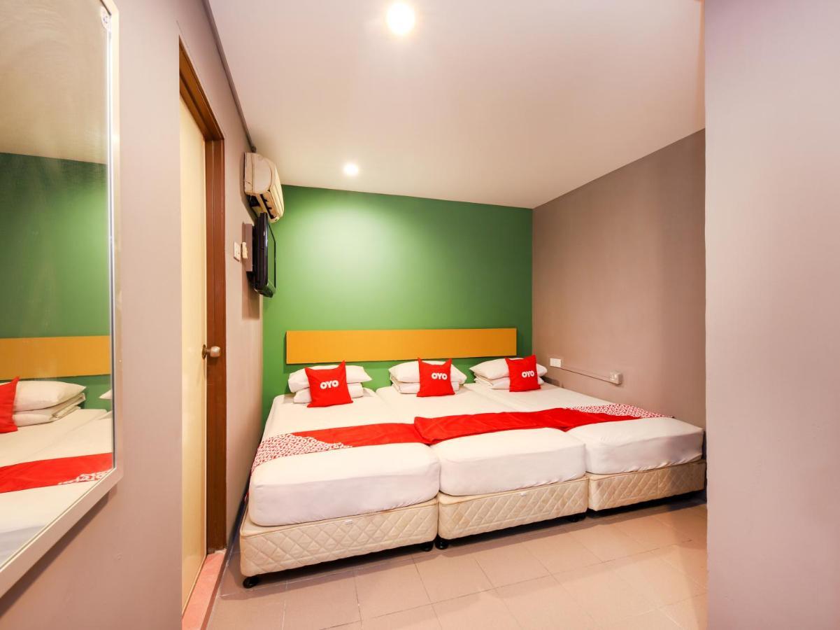 Oyo 89688 Alor Street Hotel كوالالمبور المظهر الخارجي الصورة