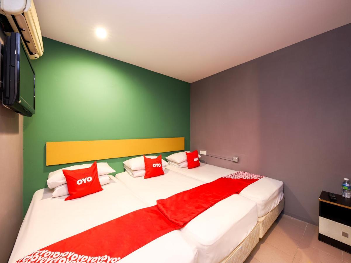 Oyo 89688 Alor Street Hotel كوالالمبور المظهر الخارجي الصورة