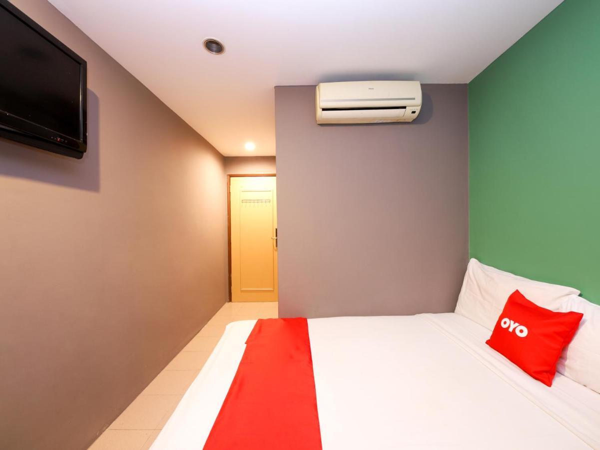 Oyo 89688 Alor Street Hotel كوالالمبور المظهر الخارجي الصورة