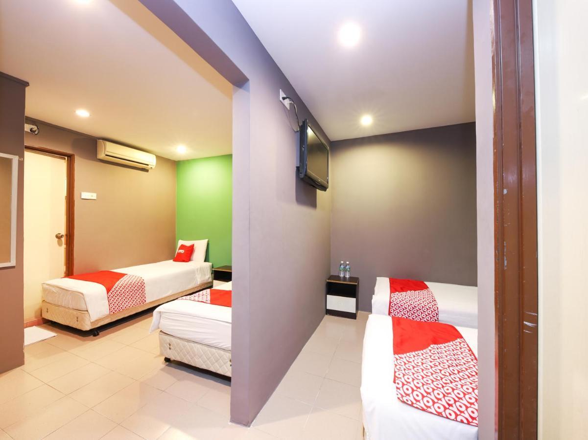 Oyo 89688 Alor Street Hotel كوالالمبور المظهر الخارجي الصورة
